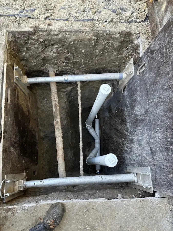 Experienced plumber completing Gas Line Repair work in West Falls Church